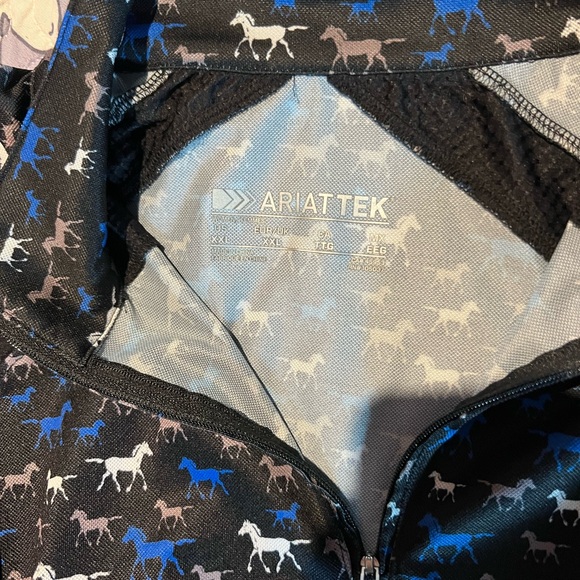 Ariat Tek Sunshirt XXL Horses - Picture 1 of 2